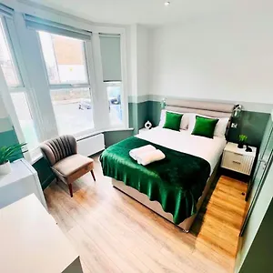 Habitación en casa particular 43 Ensuite Look Like Locations, Londres