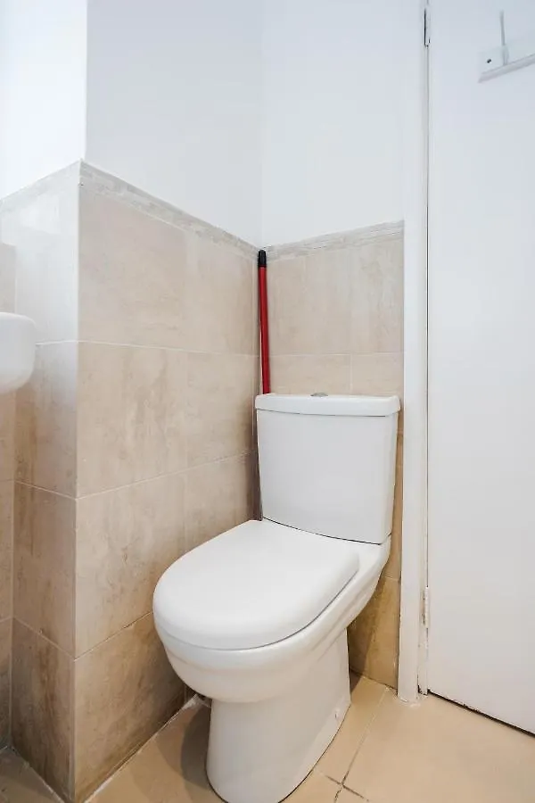 Cosy And Comfortable London Bridge Home
